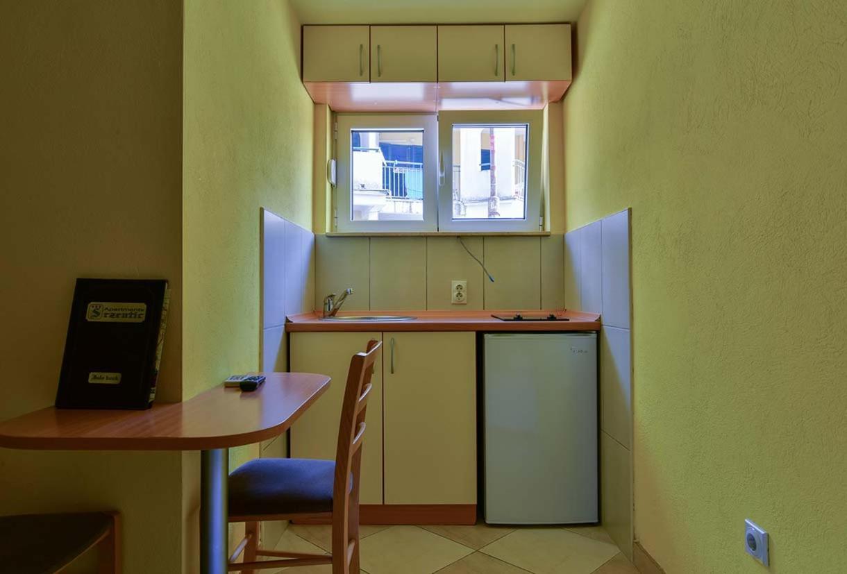 Apartments Srzentic Petrovac na moru Exterior foto