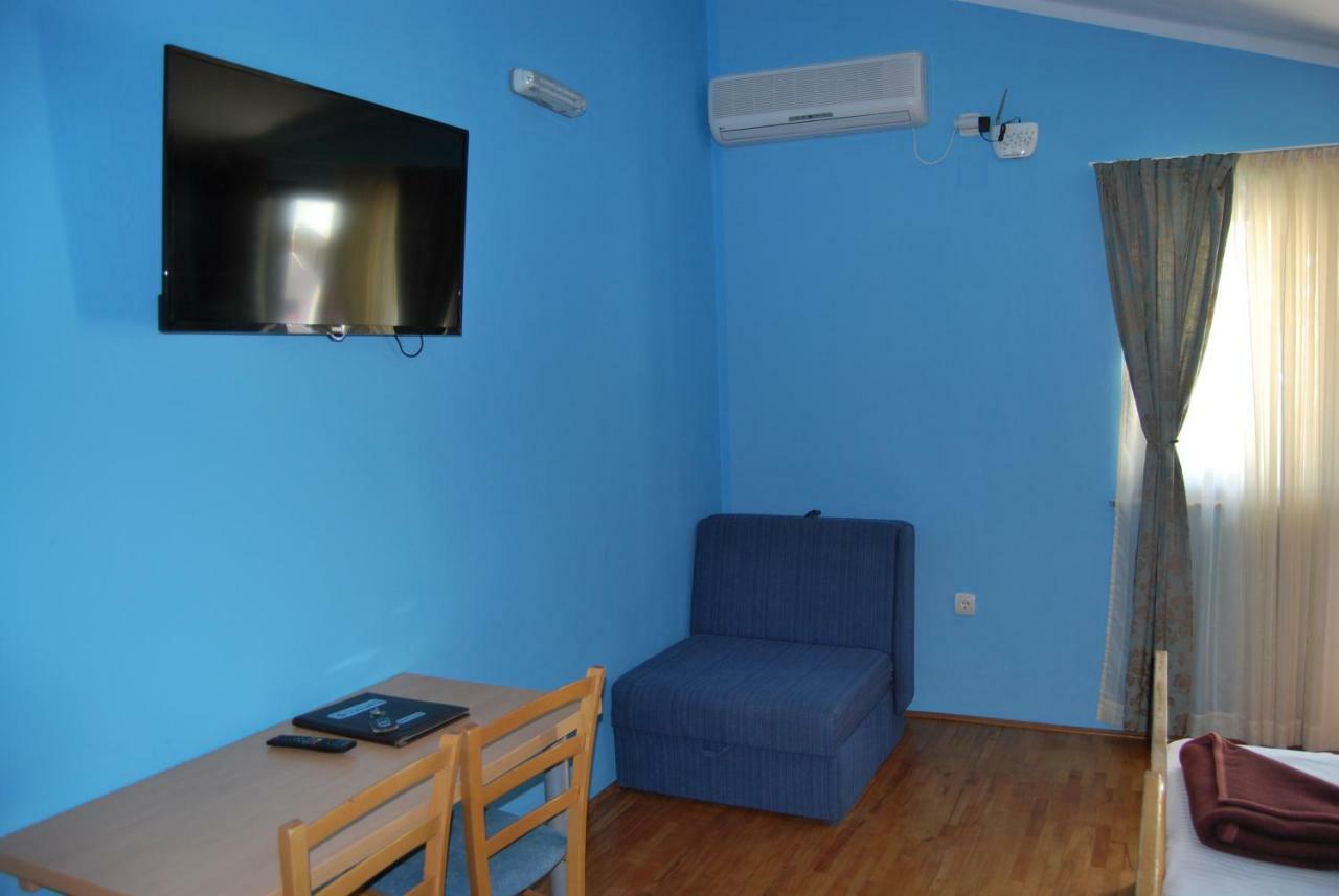 Apartments Srzentic Petrovac na moru Exterior foto