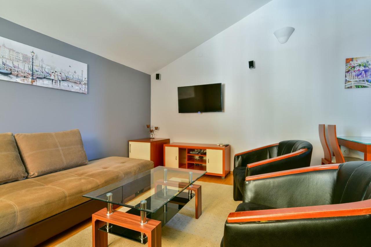 Apartments Srzentic Petrovac na moru Exterior foto